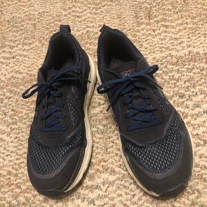 Skechers Men's Dark Blue GORUN Sneakers